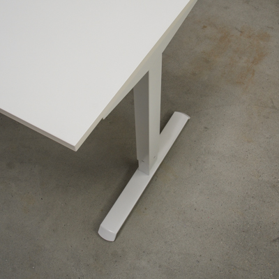 Hæve-/sænkebord | 140x80 cm | Hvid med hvidt stel